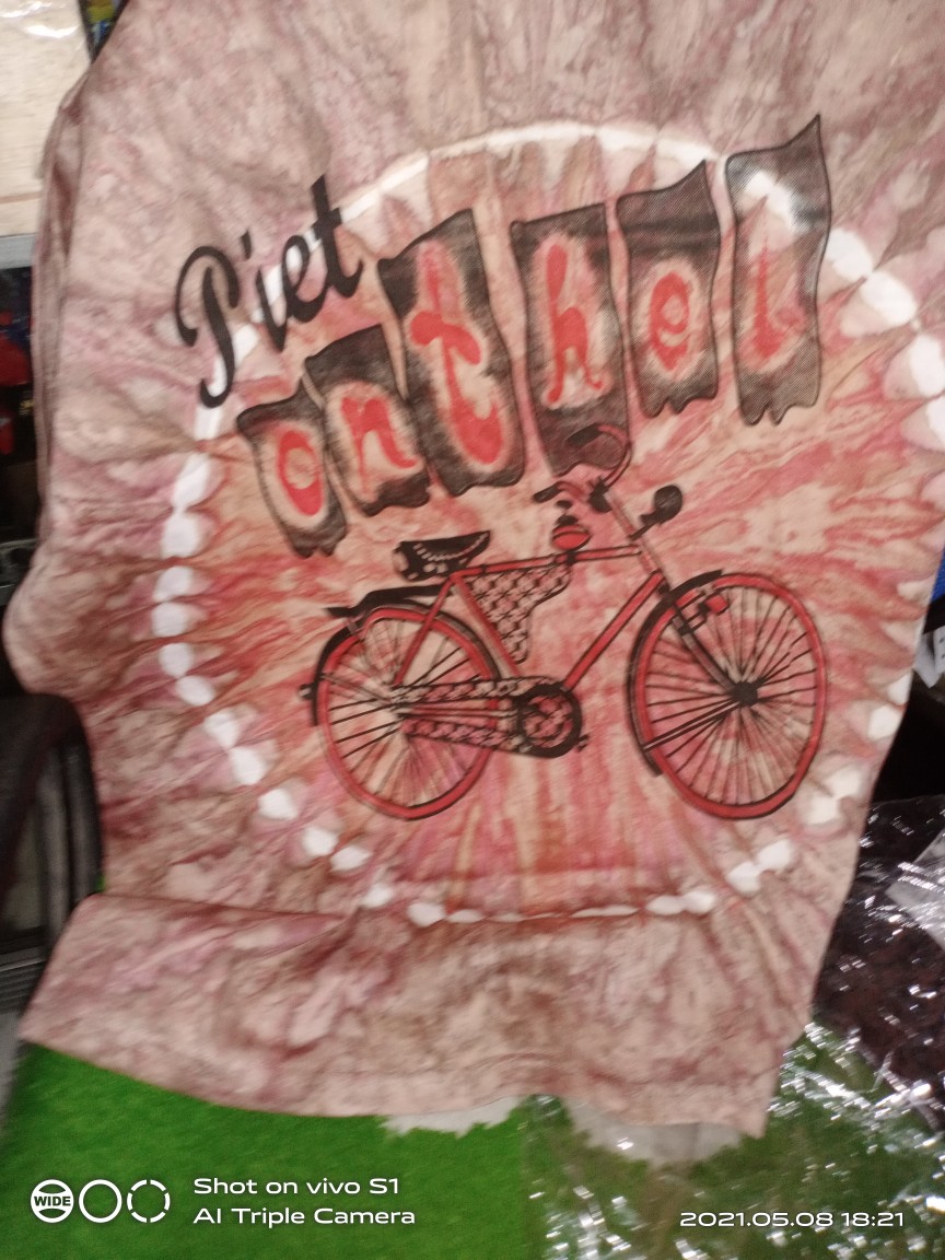 Ecer Kaos Abstrak, Motif Banyak, Kaos Wayang, Kaos Jogja, Kaos Batik, Kaos Pekalongan, Kaos Dewasa