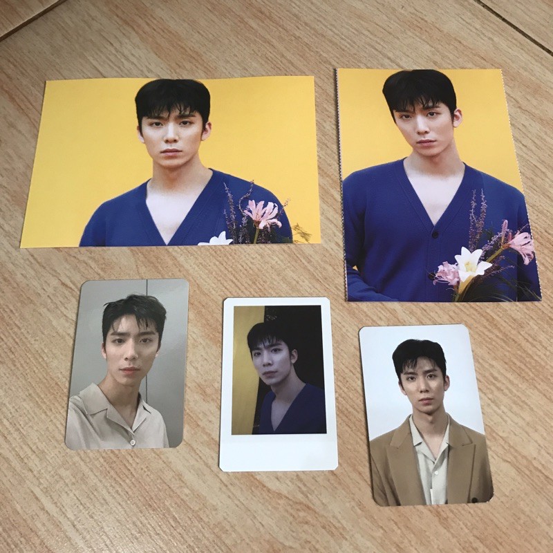 (READY) SF9 HWIYOUNG SET 2021 SEASON’S GREETINGS BLOOMING TIME POSTCARD SELFIE AR PHOTOCARD POLAROID