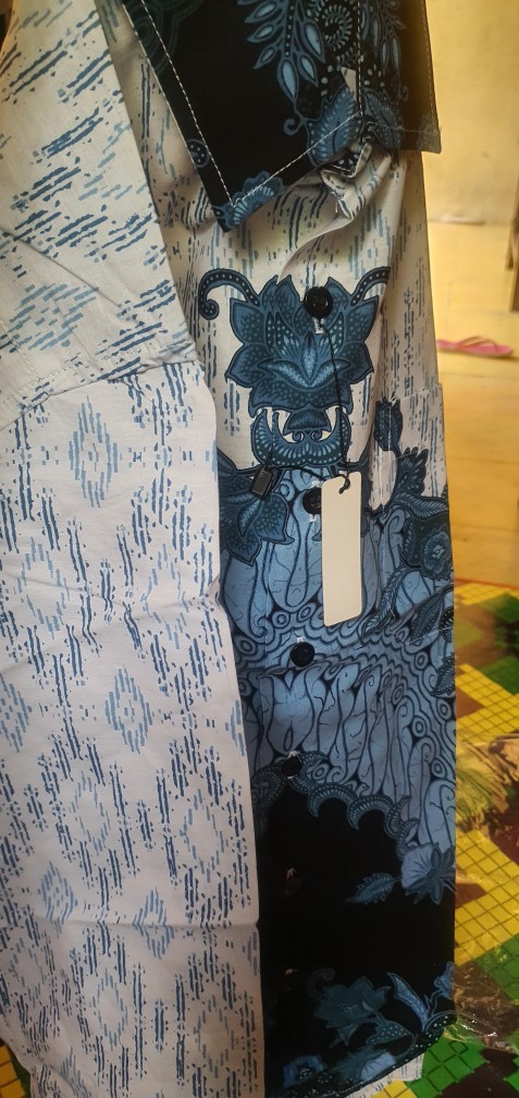 (bisa Cod) Hem Kemeja Batik Pria Slim Fit Modern Mewah Kualitas