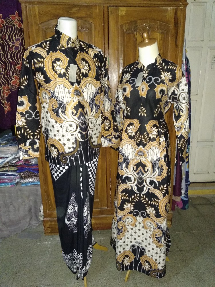 Maura Couple - Sania Ruffle Batik Couple Ori Ndoro Jowi Garansi Termurah Shopee - Batik Modern Solo