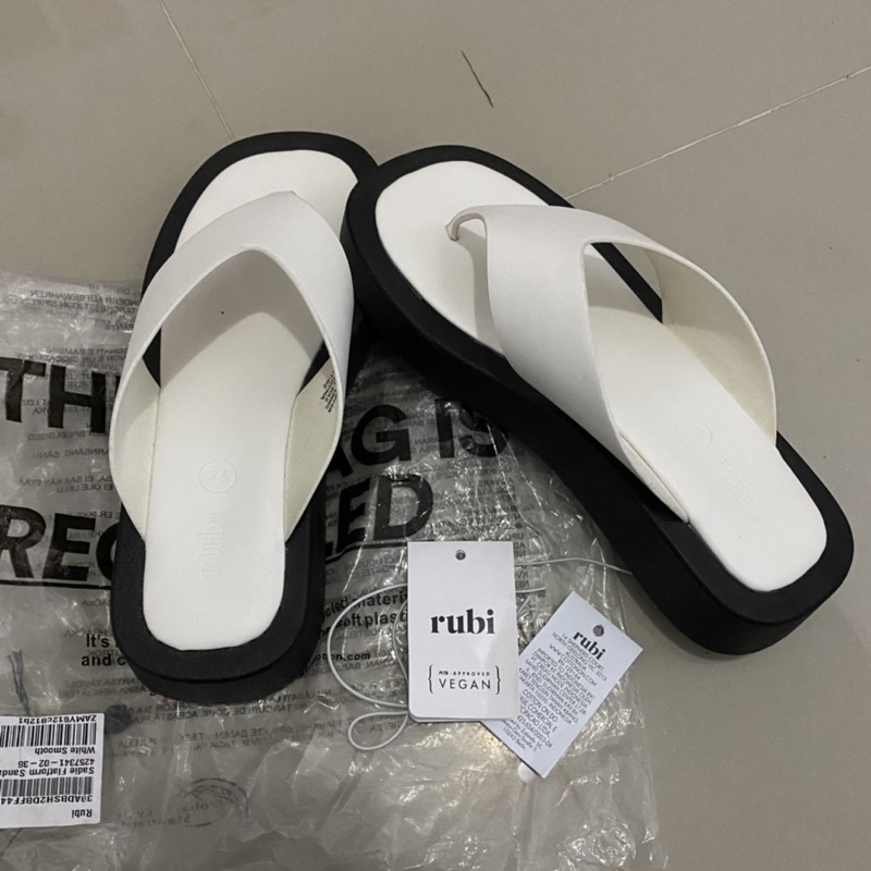 Rubi Sadie Flatform Sandal (Preloved)