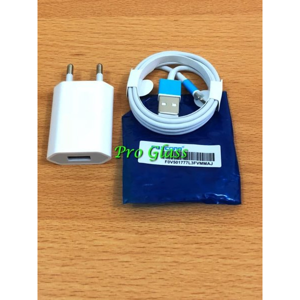 Dijual PAKET Apple Iphone Charger Adapter 5W Dan Foxconn Lightning IPhone Cable