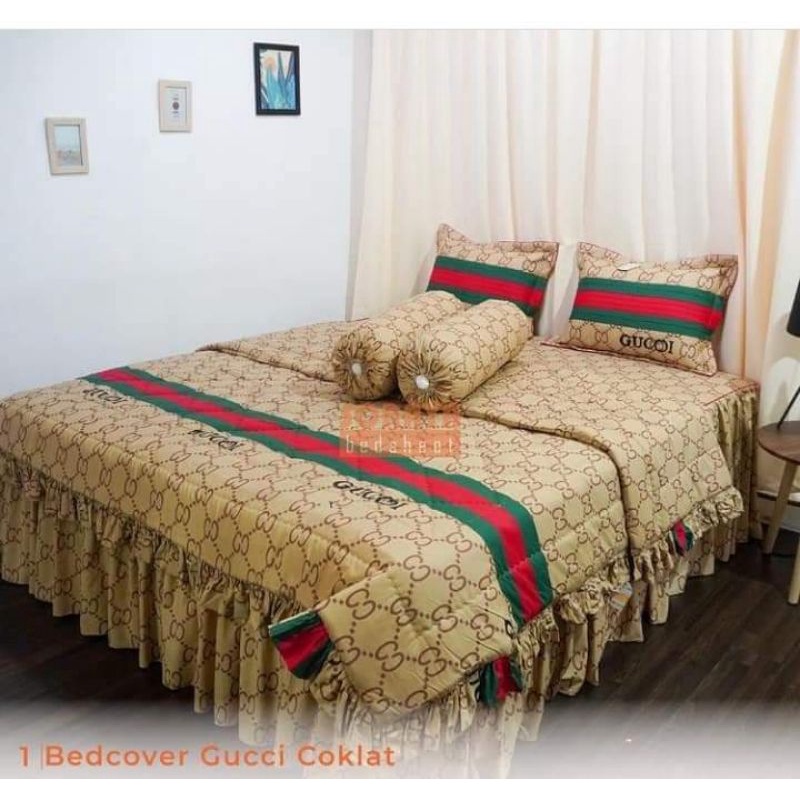 Sprei Rumbai Set Bedcover Motif Gucci Premium