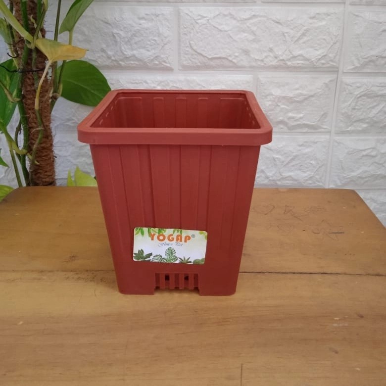 Pot Yogap kotak YPK 10 - Merah bata