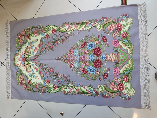 Sajadah iran motif kembang