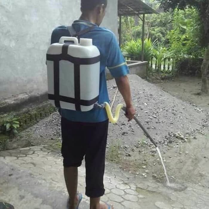 Alat kocor pupuk cair9