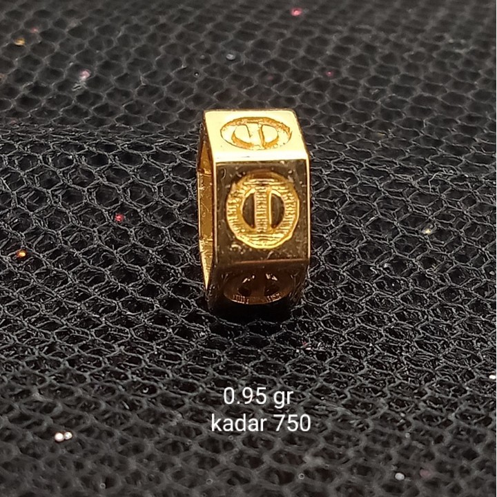 Liontin Emas 17K - 0.95 gr Kadar 750 - 1574