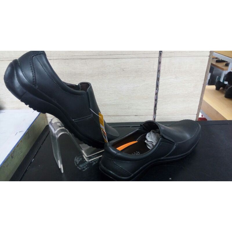 biolado sepatu formal