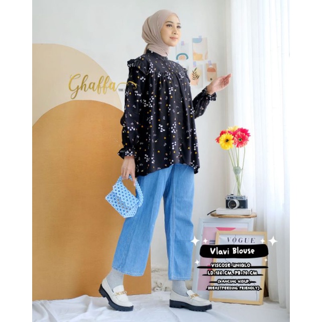 VLAVI BLOUSE BY GHAFFA