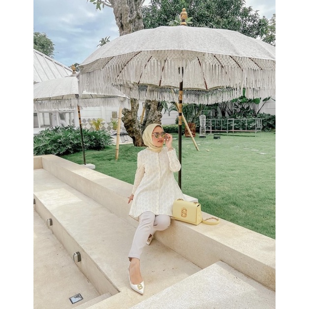 Benang Jarum x Disney The Dream Park Yumi Shirt Butter