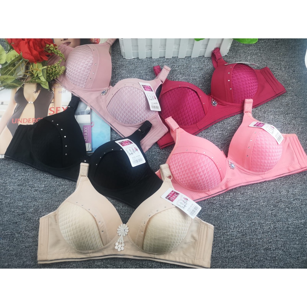 Bra / Bh Wanita F08 CUP B - Busa Tipis Tidak Ada Kawat Import (PROMO BELI 4 FREE MASKER)