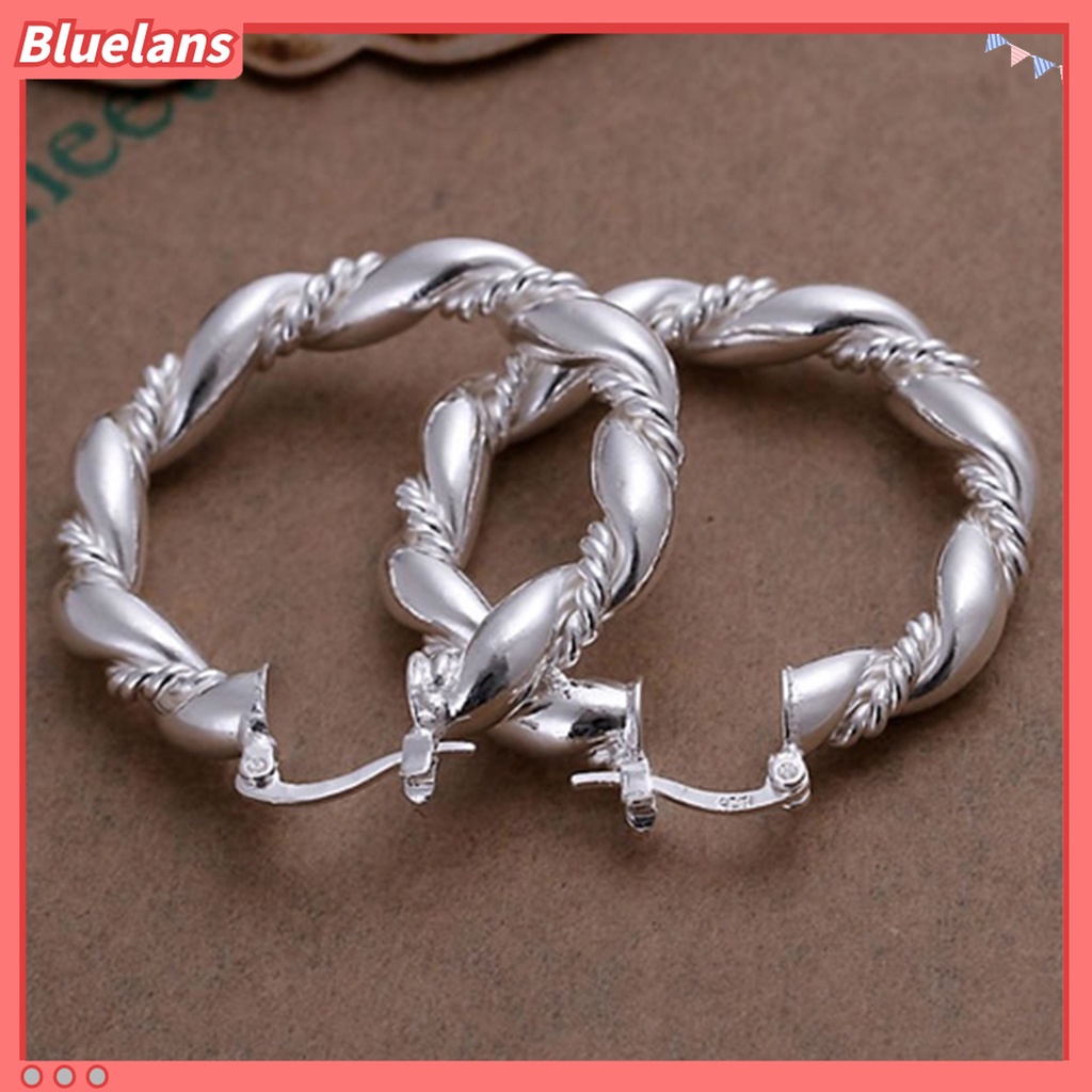 Anting Hoop Model Twisted Menjuntai Lapis Silver Gaya Punk Vintage Klasik Untuk Wanita