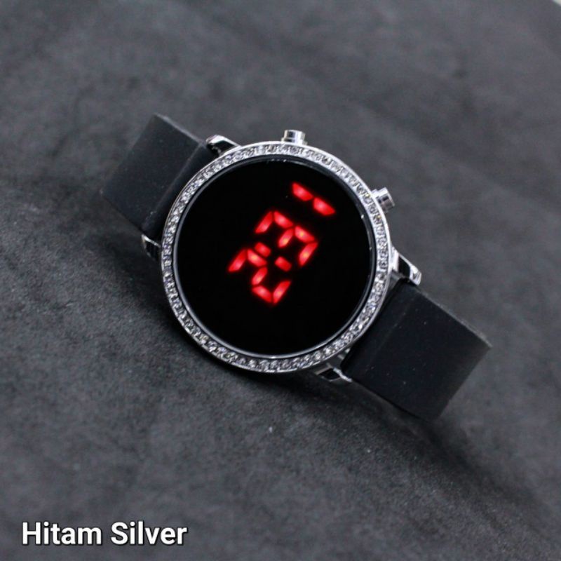 Jam tangan wanita cewek LED Digital watch ring permata Diamond 3228 tali rubber / jam led Digital permata