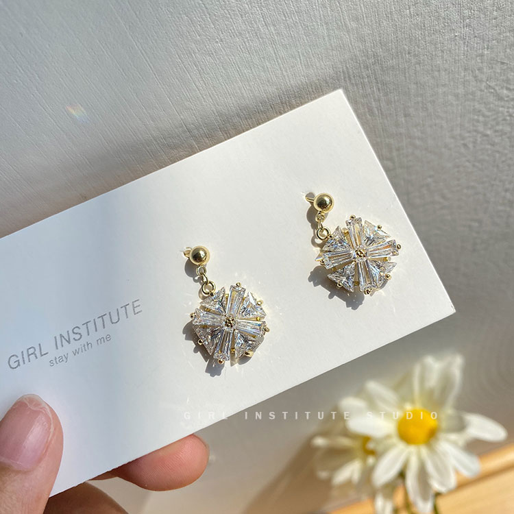 Anting Tusuk Sterling Silver 925 Desain Persegi Hias Zircon Berkilau Gaya Korea Untuk Wanita