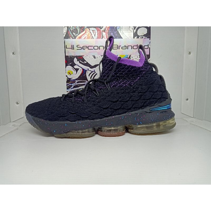 royal blue lebron 15