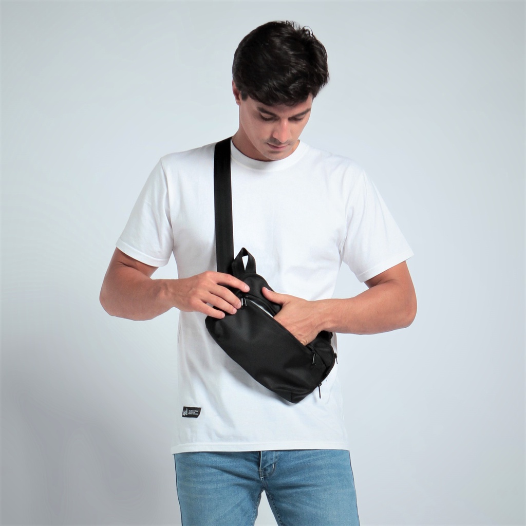 ANT PROJECT Tas Selempang Pria Distro Waterproof Sling Bag Pria Distro Anti Air Hitam