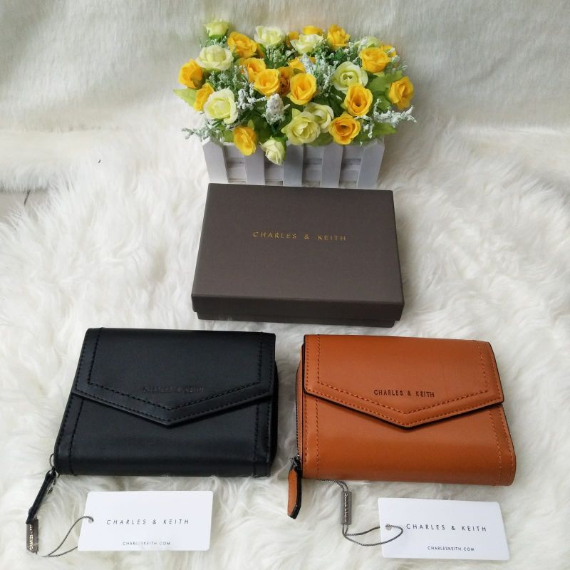 Dompet Wanita CK Charles & Keith motif Envelope Wallet Original Import