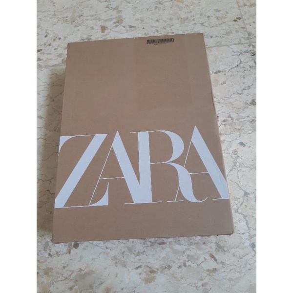 

Box Zara Original