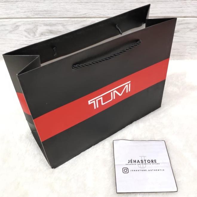 

Paperbag Tumi Medium - Black