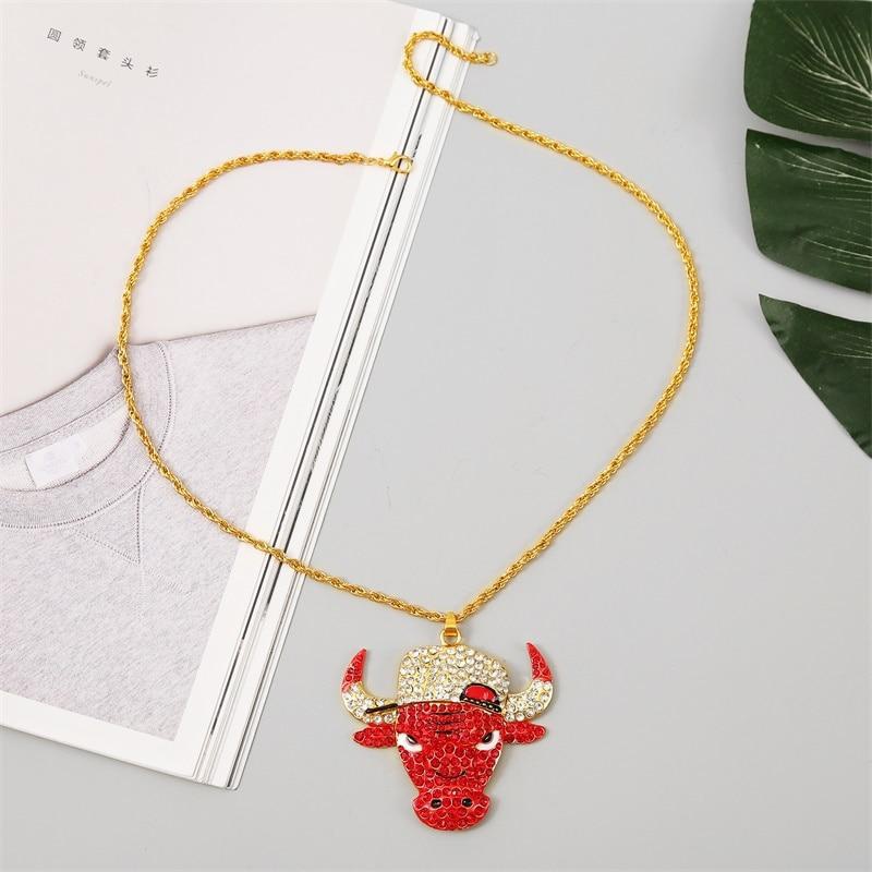 Kalung Rantai Panjang Liontin Banteng Merah Aksen Berlian Imitasi Gaya Hip Hop Untuk Pria / Wanita