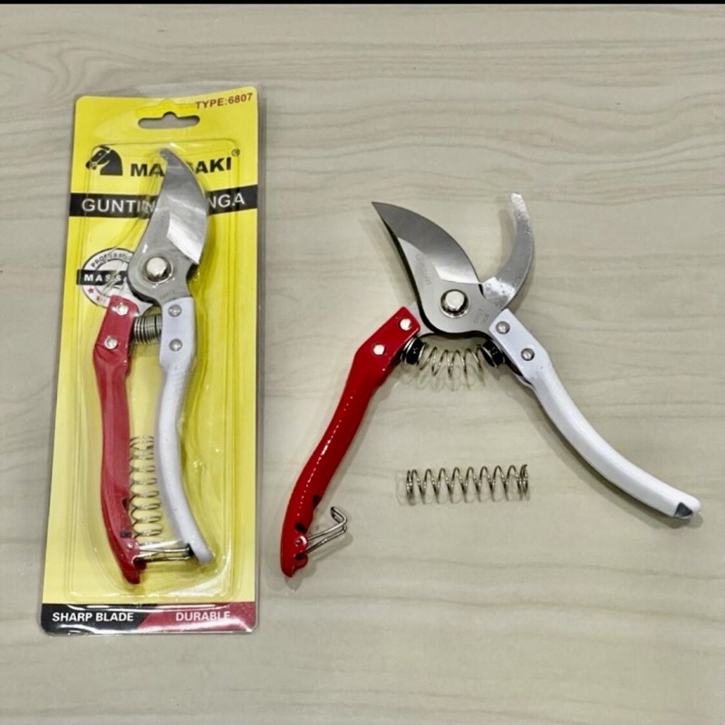 

MERAH PUTIH MASSAKI 6807 / Gunting dahan 8” inci MASAKI gunting bunga 8” gunting ranting dahan gunting jeruk 8 inci SCISSORS BUN ORANGE TWIG BRANCHES GUNTING tanaman MASAKI 6807 pruning shears kebun