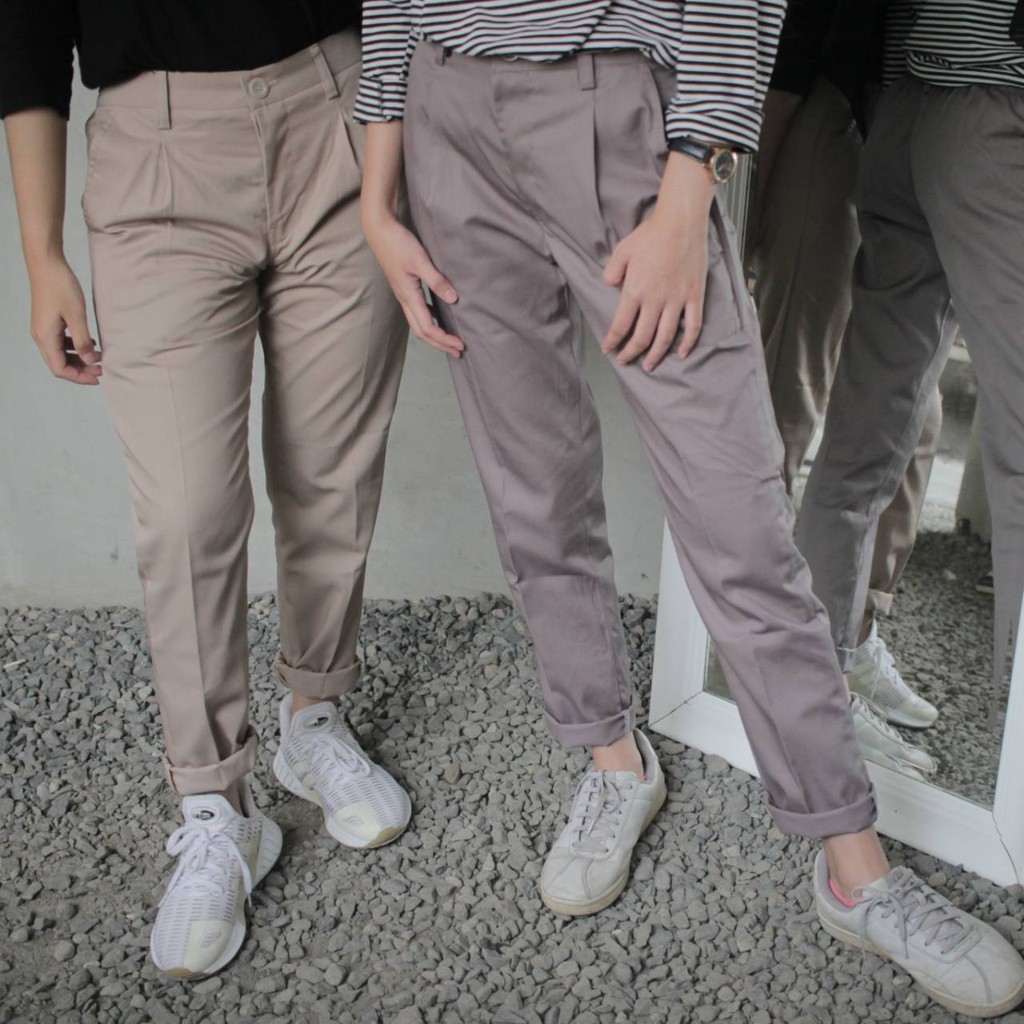 CELANA BAGGY PANTS AMERICAN DRILL GRADE A BAHAN ADEM 1 CELANA BAGGY PANTS AMERICAN DRILL GRADE A BAHAN ADEM 1