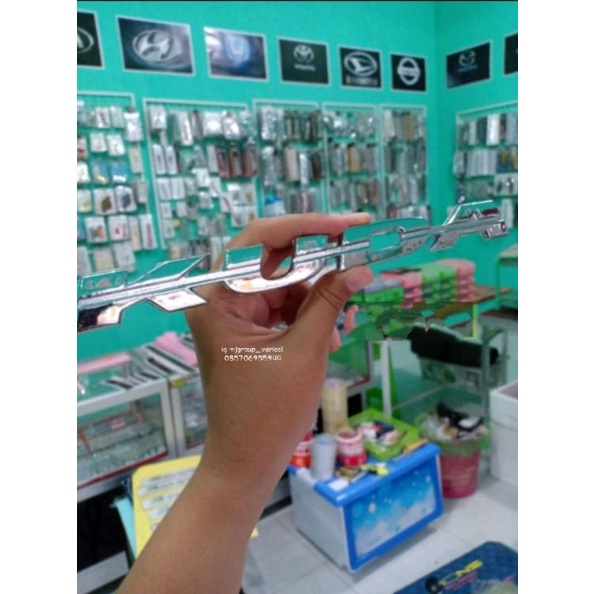 Emblem logo mitsubishi KUDA ukuran original tinggal tempel di body mobil