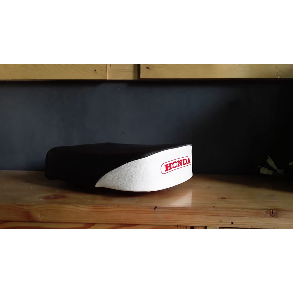 jok belakang pisah c70 / jok pisah honda c70