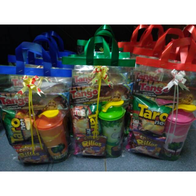 

Paket Snack Souvenir 15