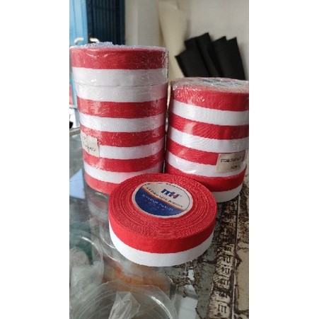 

Pita Merah Putih lebar 2,5cm