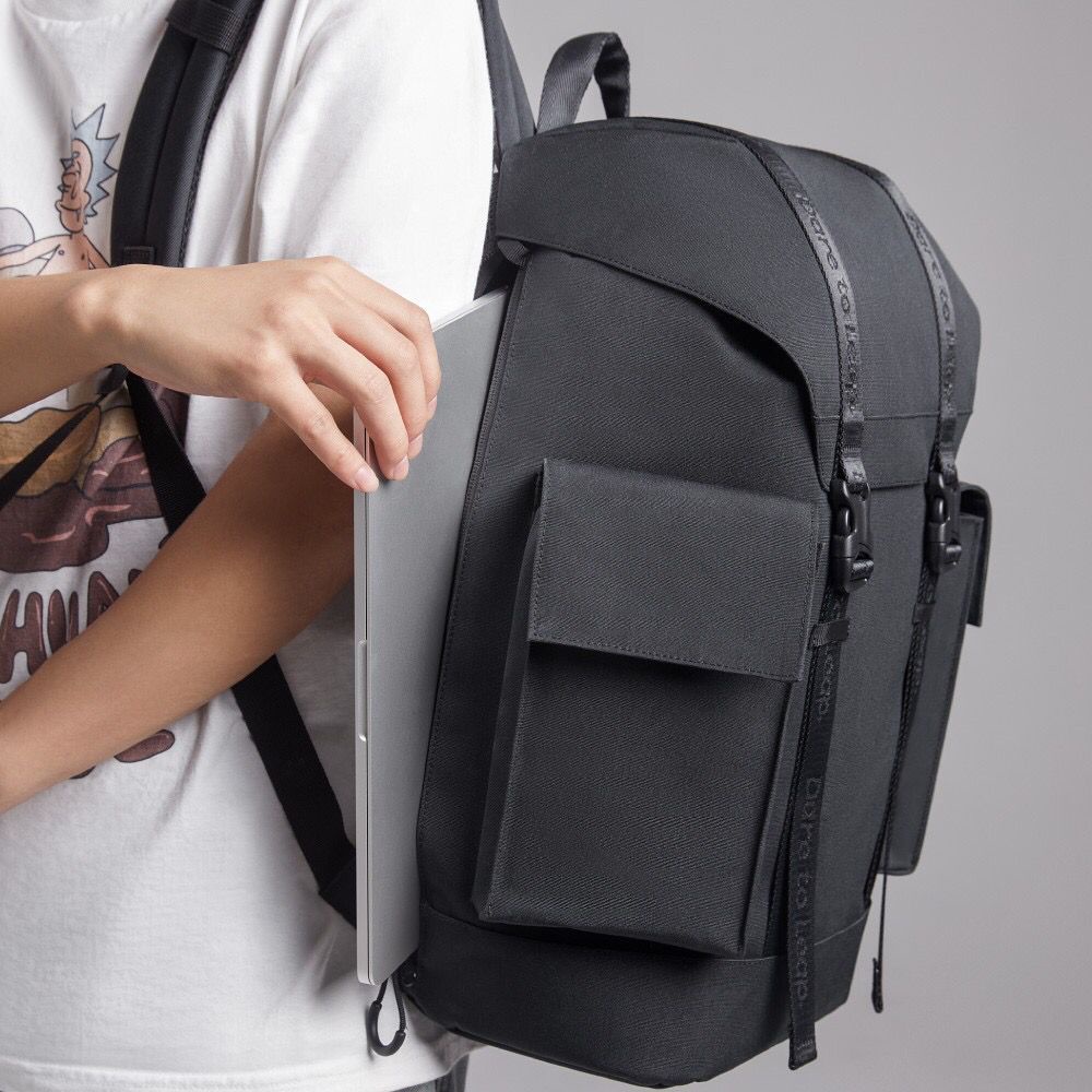 Realme Adventurer Backpack