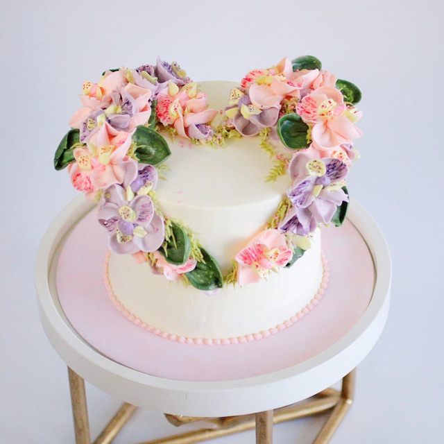 

kue , cake ulang tahun / birthday flower buttercream love