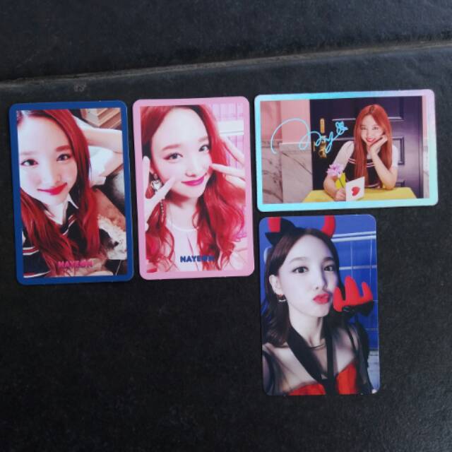 ALBUM TWICE / PHOTOCARD TWICE / PHOTOCARD NAYEON