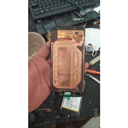 lcd samsung j7 pro cabutan