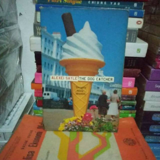 BUKU ORIGINAL THE DOG CATCHER