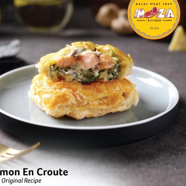 

۩ salmon en croute by Moza ♂