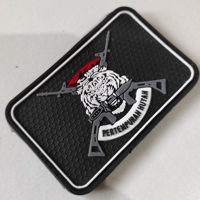 patch rubber logo pertempuran hutan/patch rubber tni/tempelan emblem karet velcro