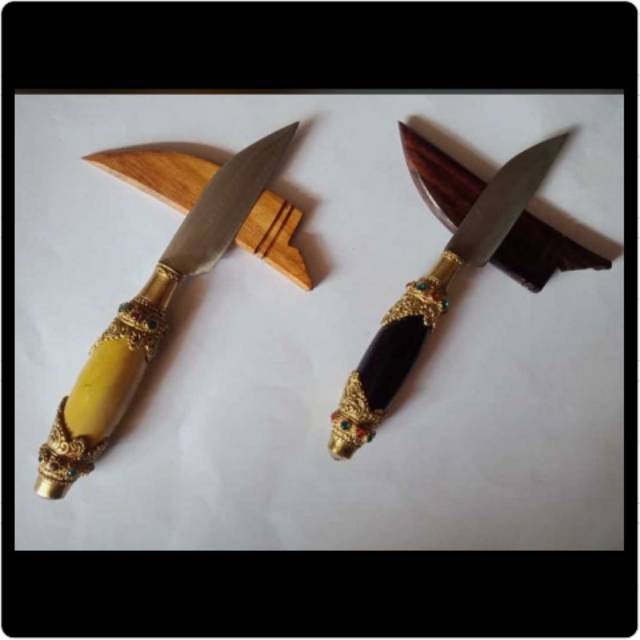Pisau Dapur / Mejejahitan Bali bahan Baja dgn Ukiran dan Saung