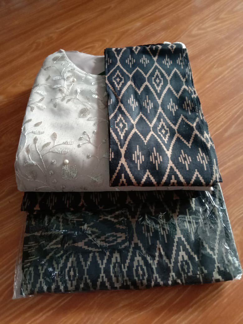 Maura Couple - Sania Ruffle Batik Couple Ori Ndoro Jowi Garansi Termurah Shopee - Couple Larasati