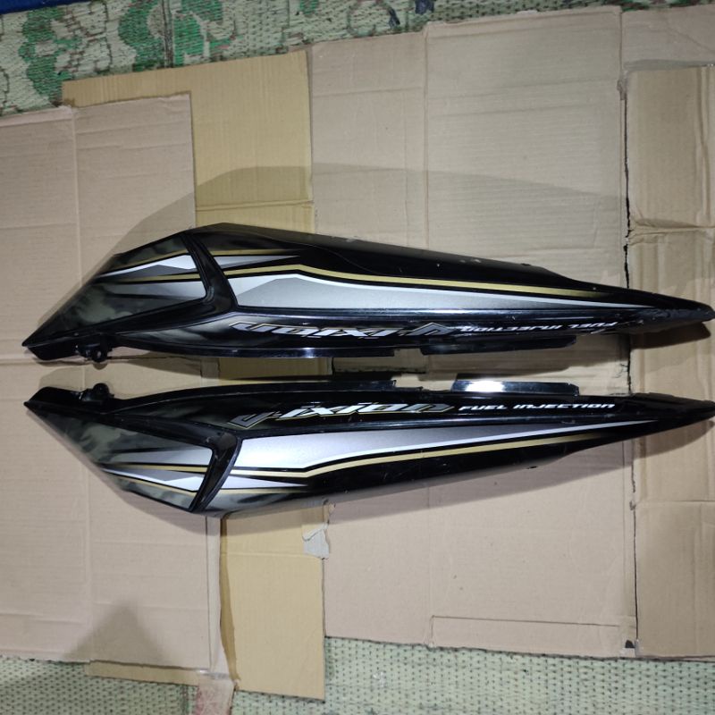 cover bodi body belakang samping kanan kiri Yamaha vixion old injeksi 2008 original copotan
