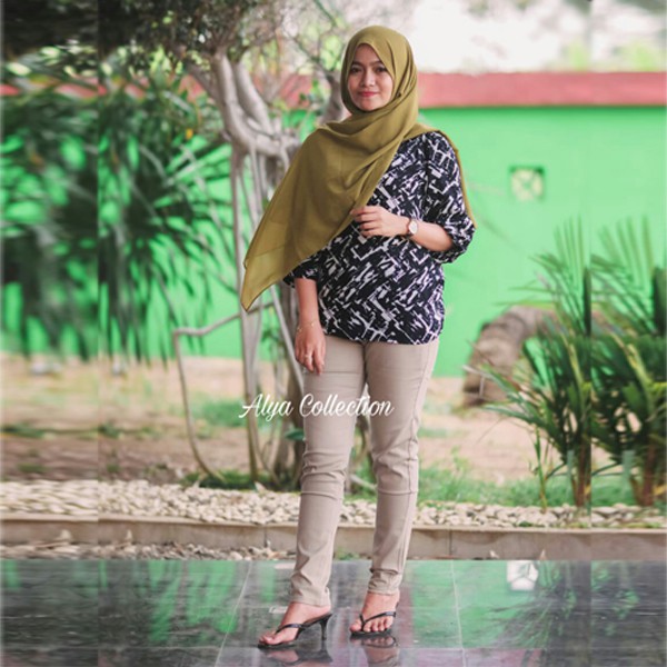  Celana  chino  cewek Shopee Indonesia 