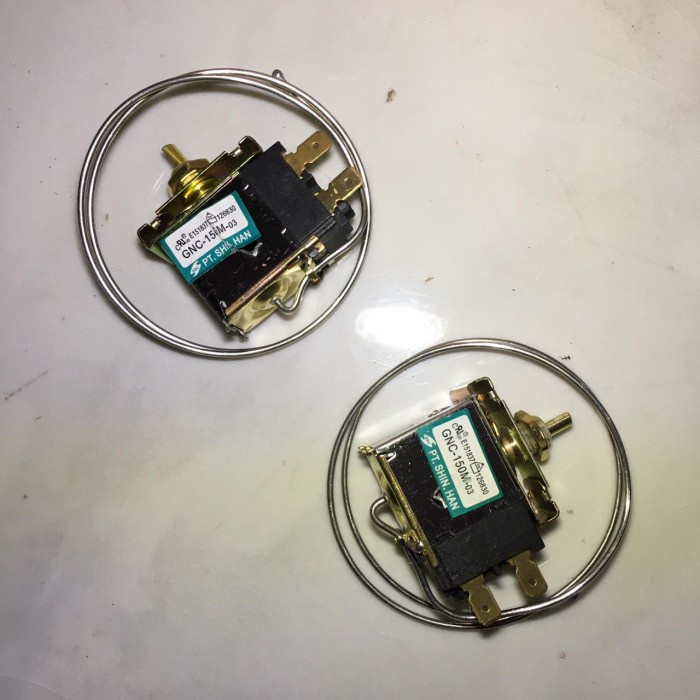 Thermostat AC Mobil Kawat