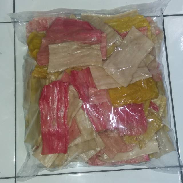 

KRUPUK MARS/ MLARAT MENTAH OLEH OLEH KHAS CIREBON