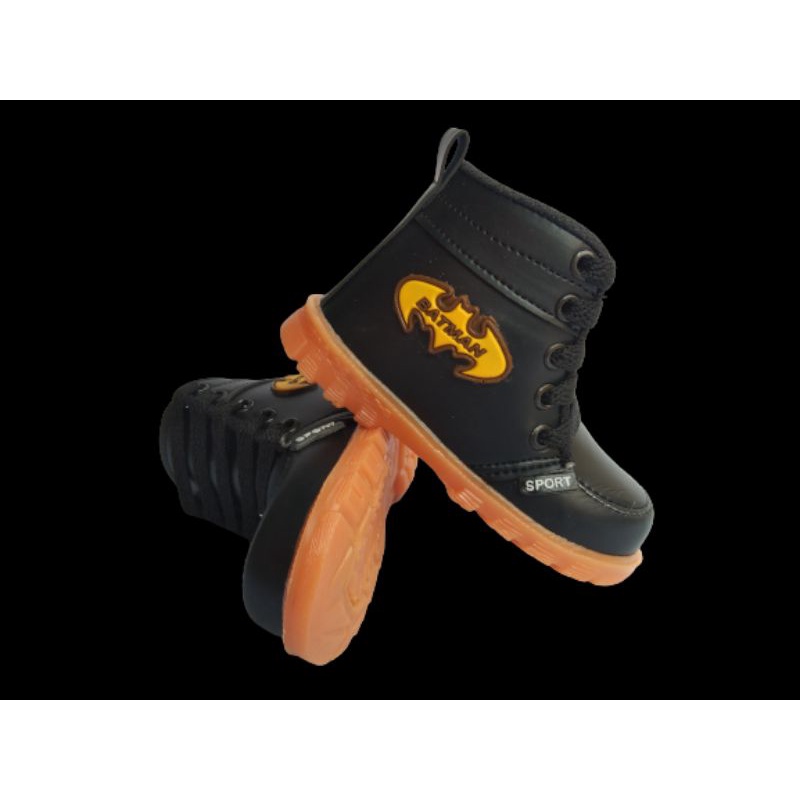 SEPATU ANAK LAKi LAKi MODEL BOT DOCMART USIA 1 sampai 8 tahun