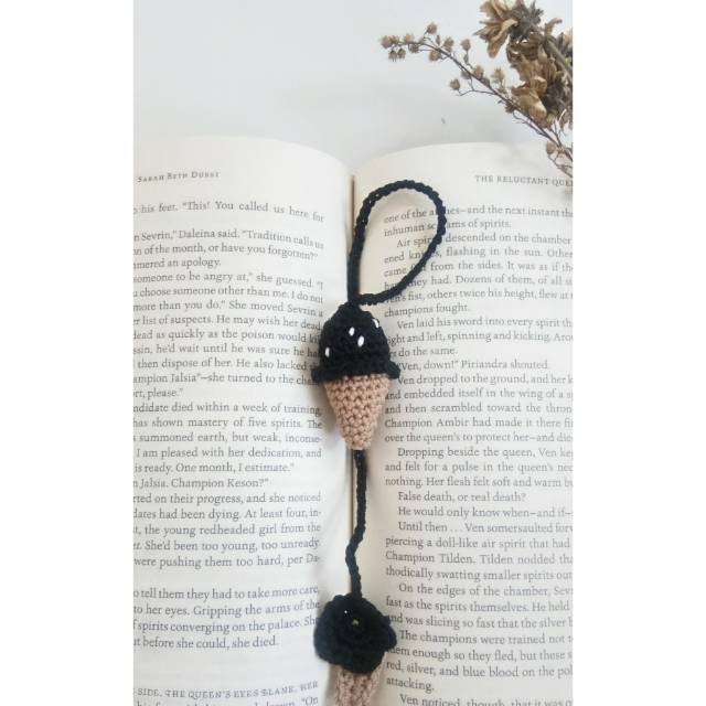 

Ice cream bookmark rajut