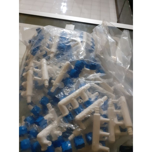 kran aerator kran aerasi 3 lubang original biru putih