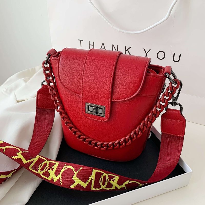 Tas Import Batam Warna Merah Rantai