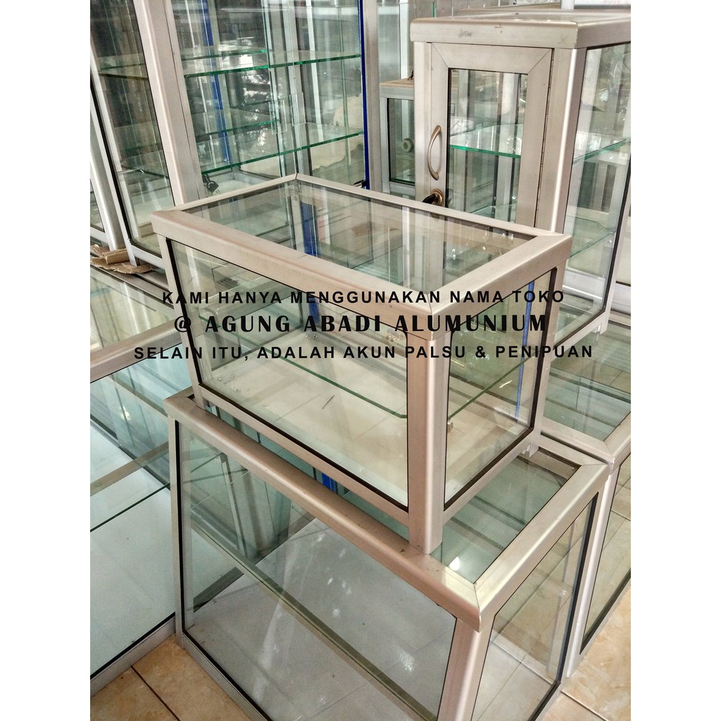 Etalase Alumunium Rak Kaca Pajangan Kecil / Mini