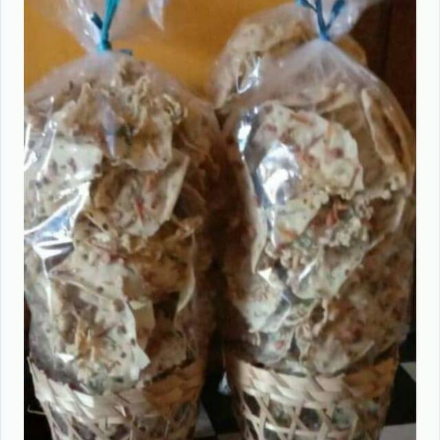 

Camilan Snack Lebaran Peyek Kacang tanah Gurih Dan Renyah