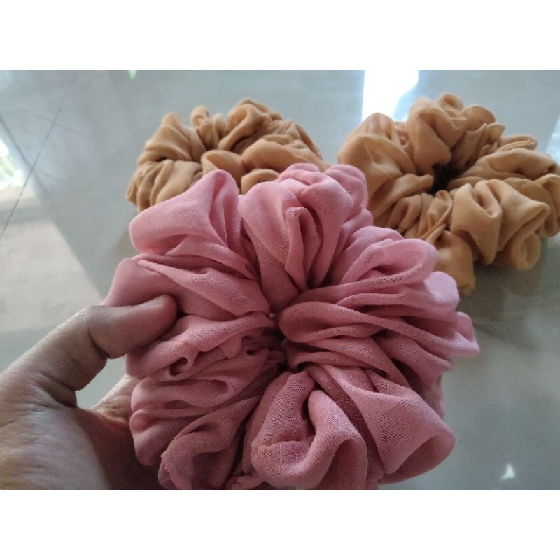 Scrunchie / ikat rambut / cepol